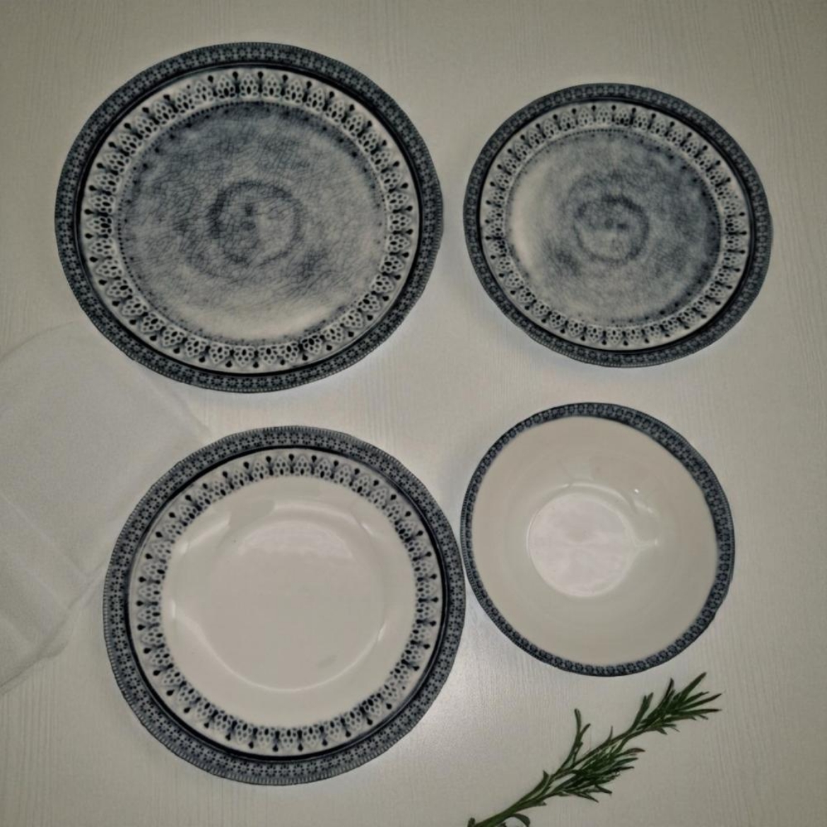 صورة طقم 24 قطعة بورسلين (جراى) 24 Pcs(Grey) Porcelain Dinner Set